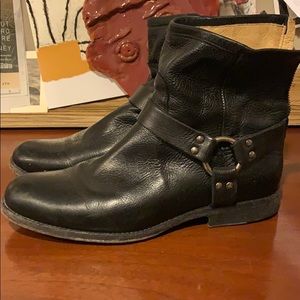 Short Black Zip Frye Boots